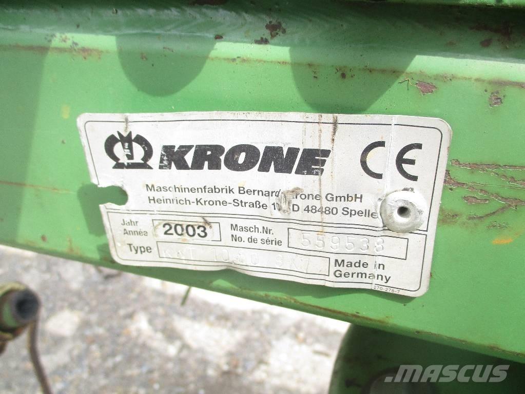 Krone KWT 10.50/8x7 テッダー・テッダーレーキ