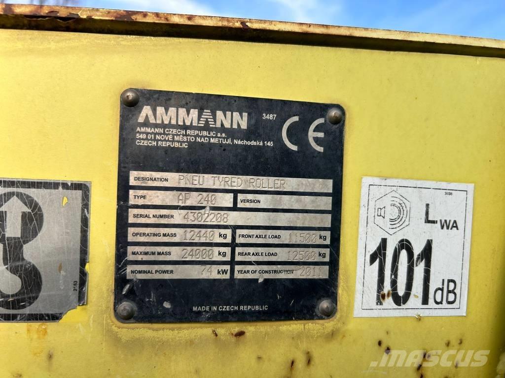 Ammann AP 240 タイヤローラ