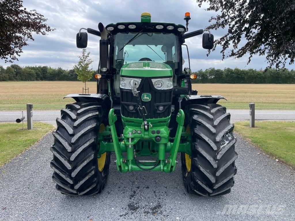 John Deere 6150R トラクター