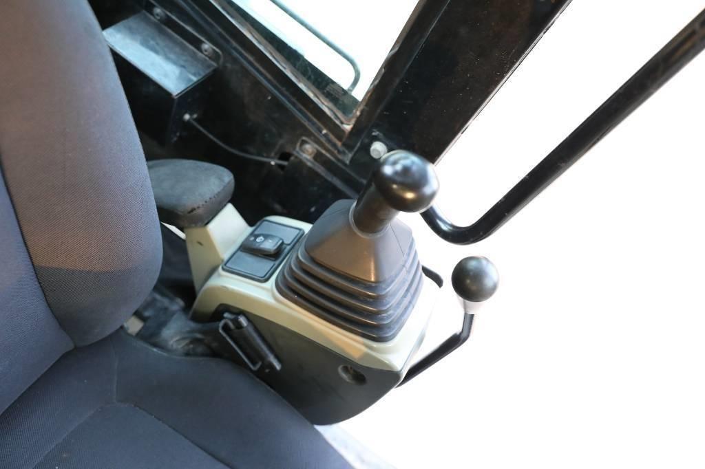 CAT 305.5E2 大型油圧ショベル12t以上（パワーショベル・ユンボ）