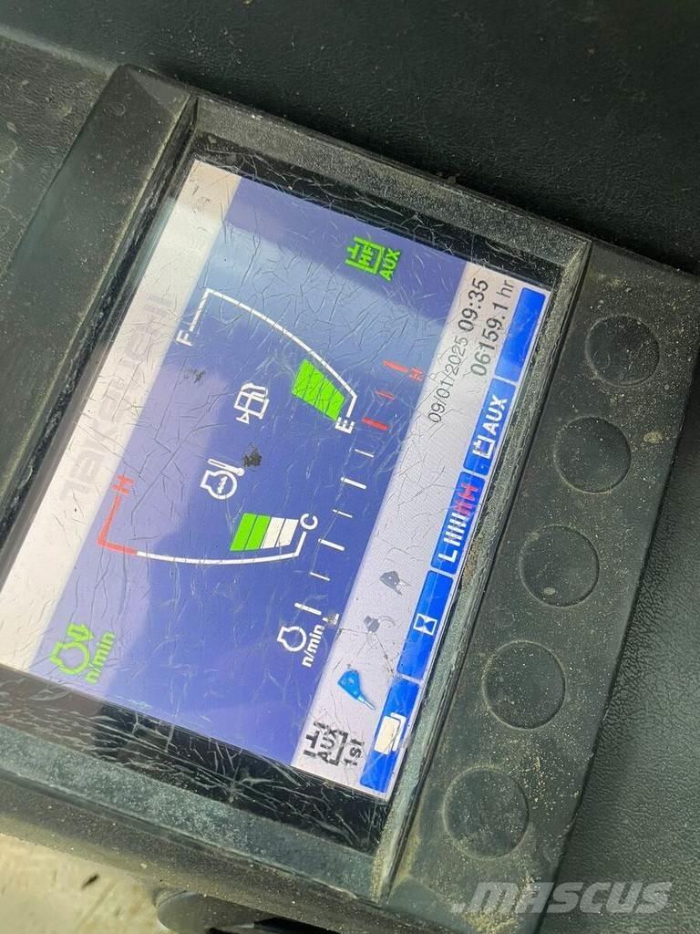 Takeuchi TB260 ミニ油圧ショベル 7t以下（ミニユンボ・ミニディガー）