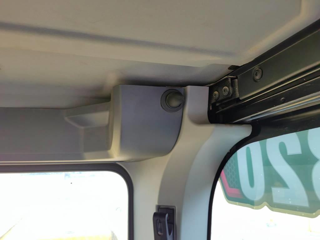 CAT 320 大型油圧ショベル12t以上（パワーショベル・ユンボ）