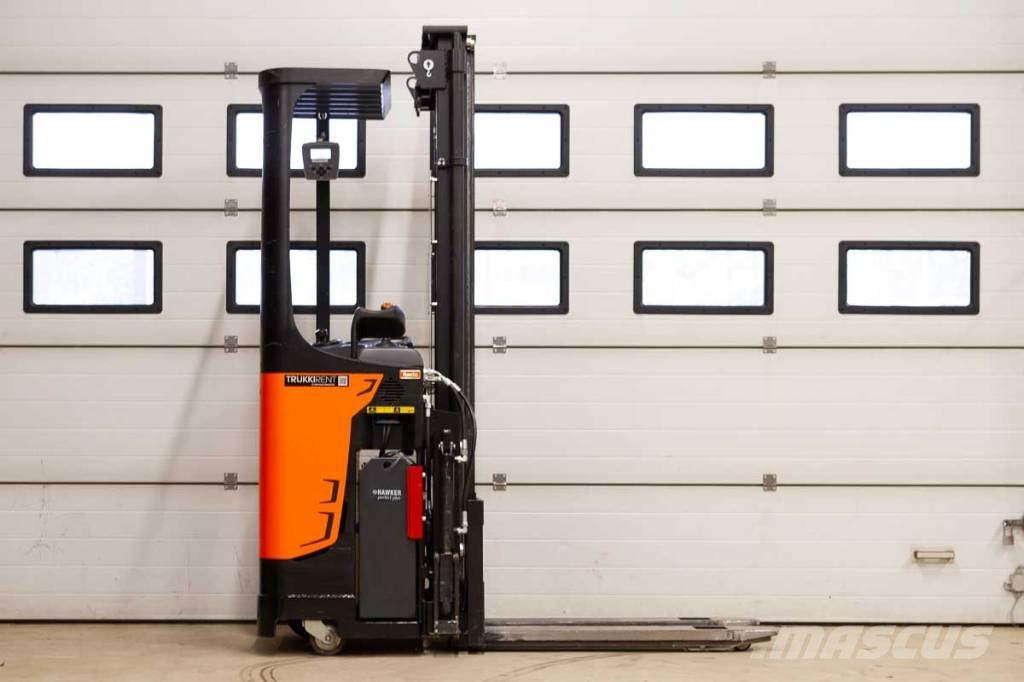 Rocla SST 16 ACI 自走式スタッカー