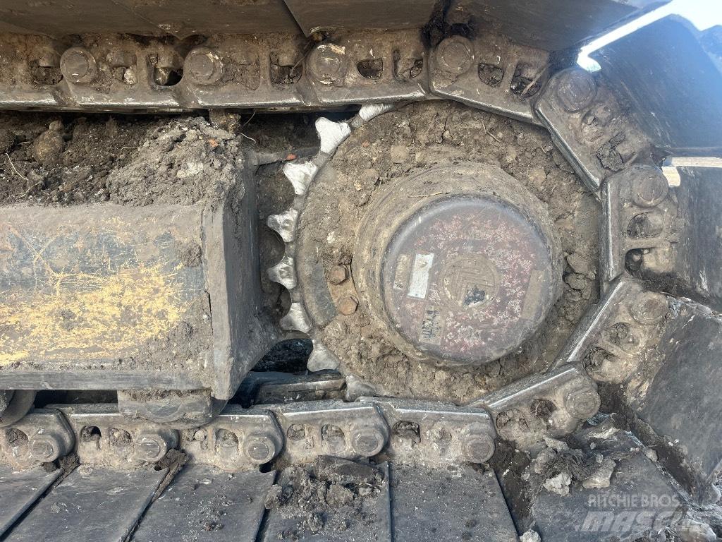 JCB JS 220 LC 大型油圧ショベル12t以上（パワーショベル・ユンボ）