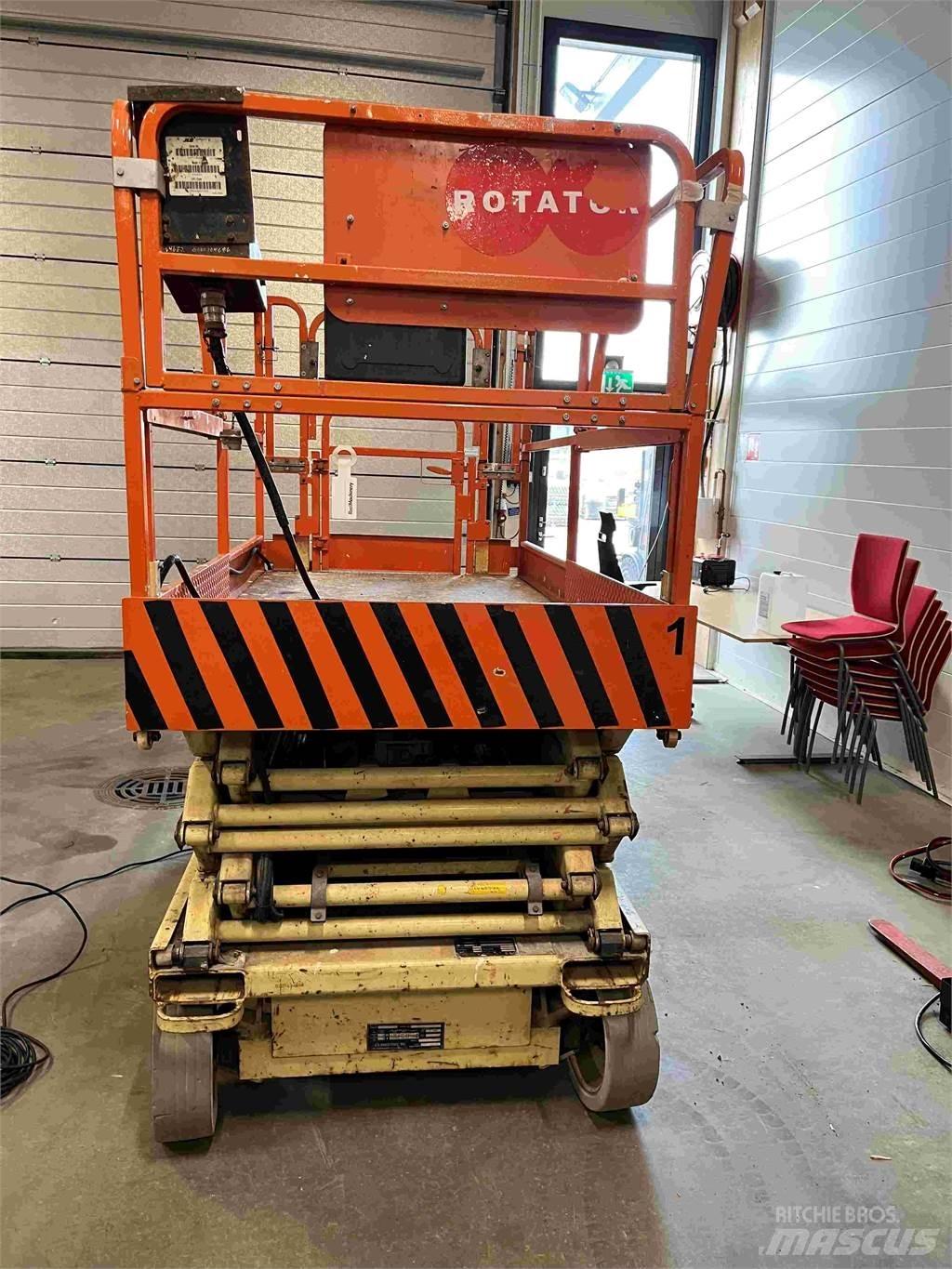 JLG 2646E2 シザースリフト