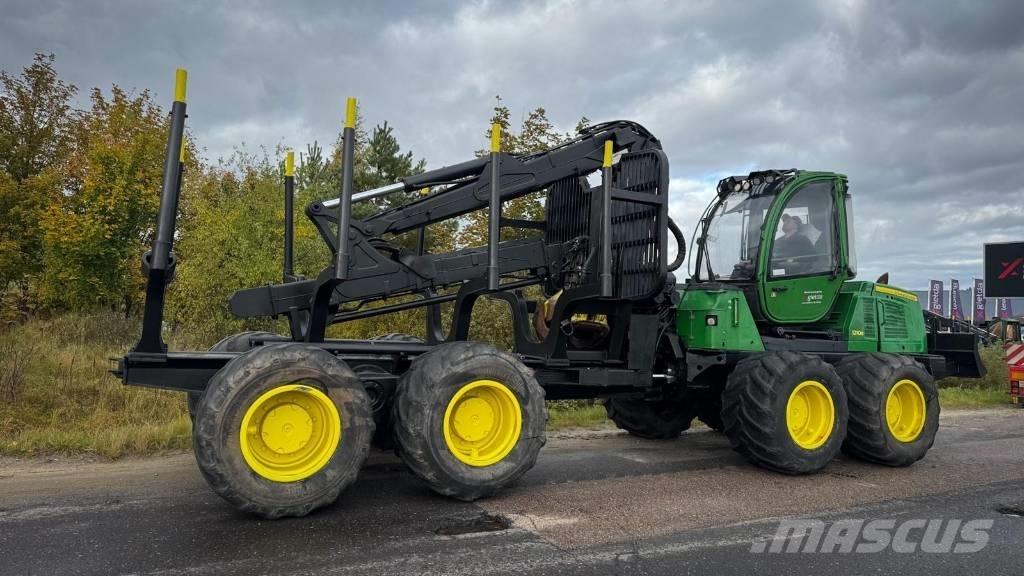 John Deere 1210 E フォワーダー