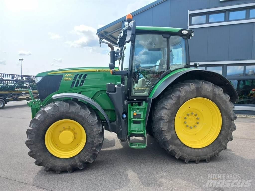 John Deere 6215R トラクター
