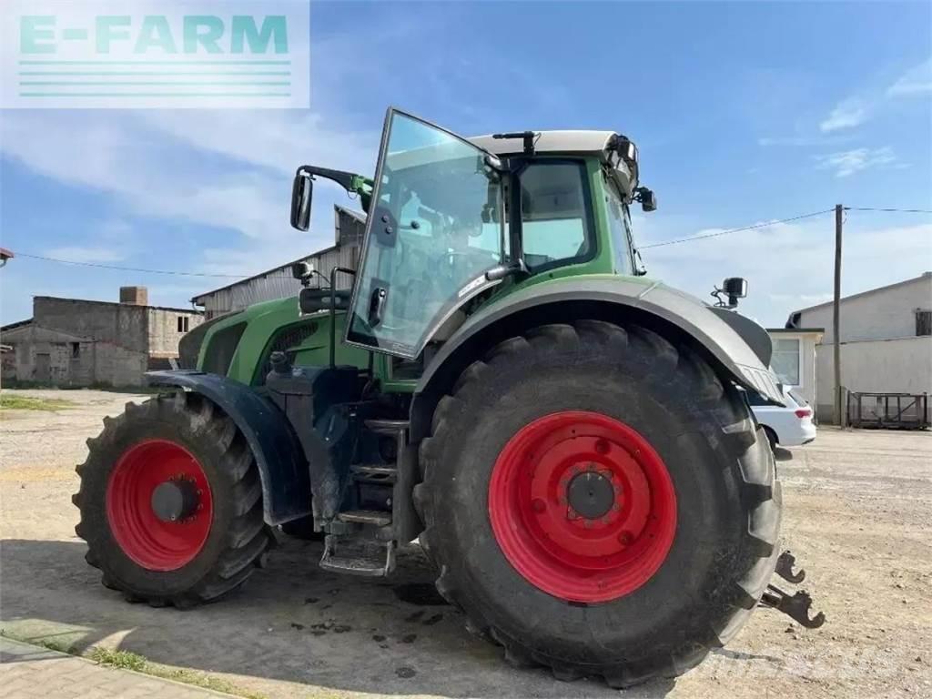 Fendt 826 vario トラクター