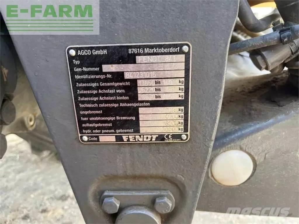 Fendt 826 vario トラクター