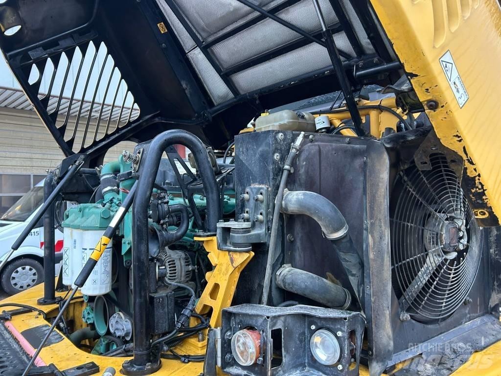 Volvo A 25 D アーティキュレート式ダンプトラック