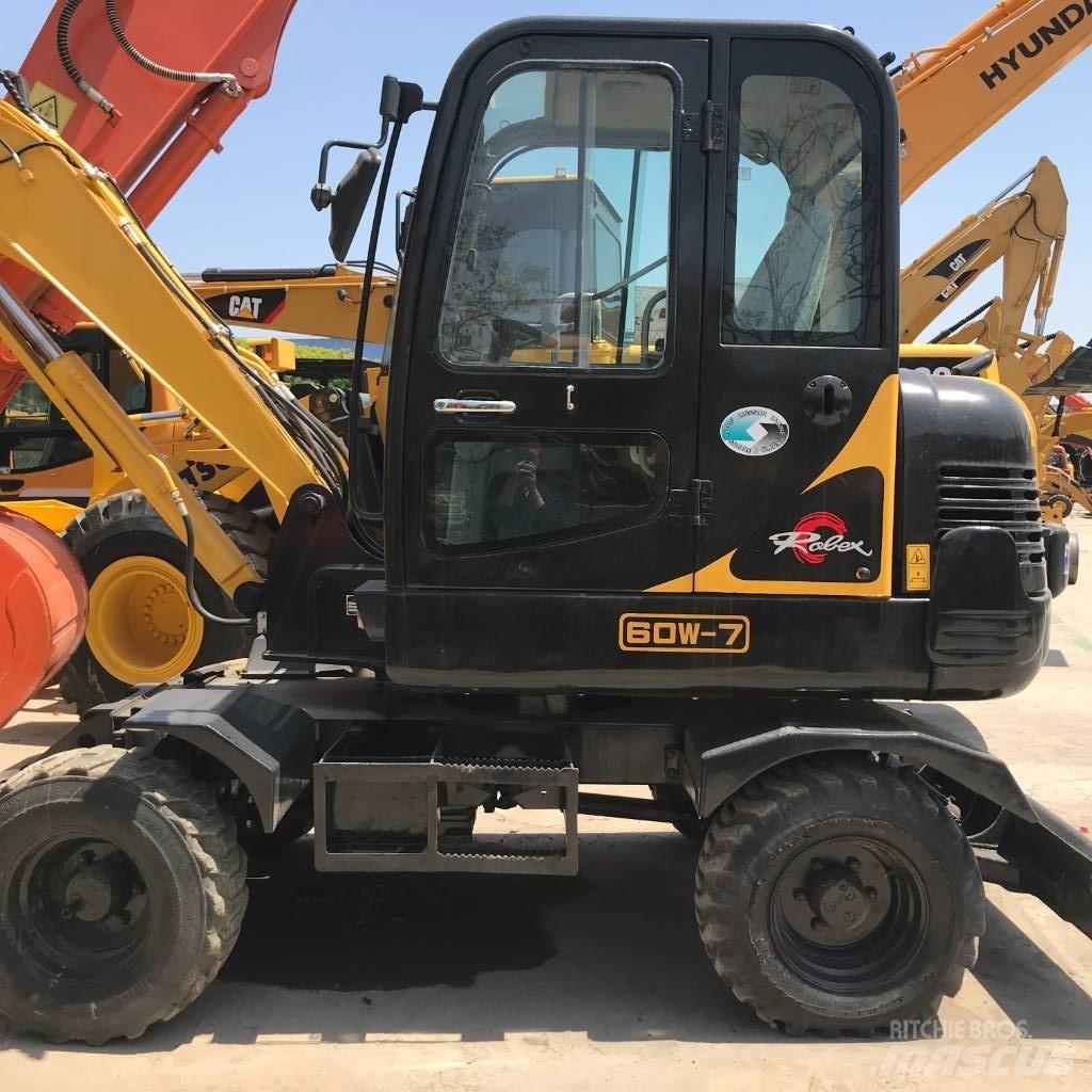 Hyundai Robex 60-7 ホイール式油圧ショベル（パワーショベル・ユンボ・バックホー）