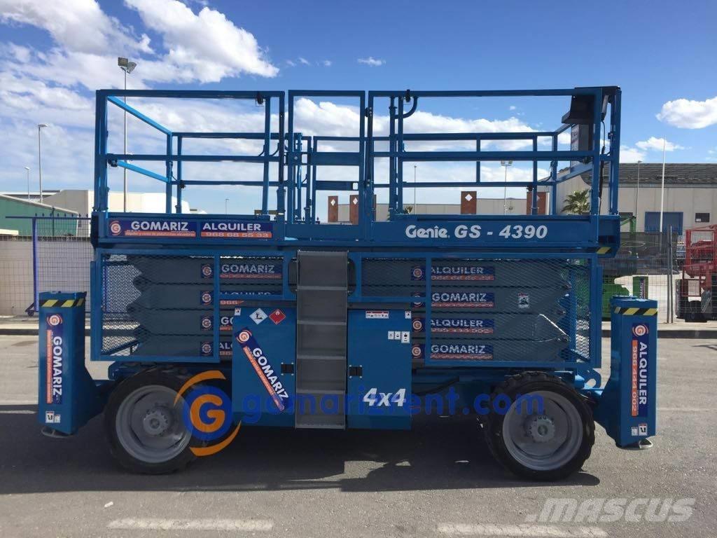 Genie GS 4390 シザースリフト