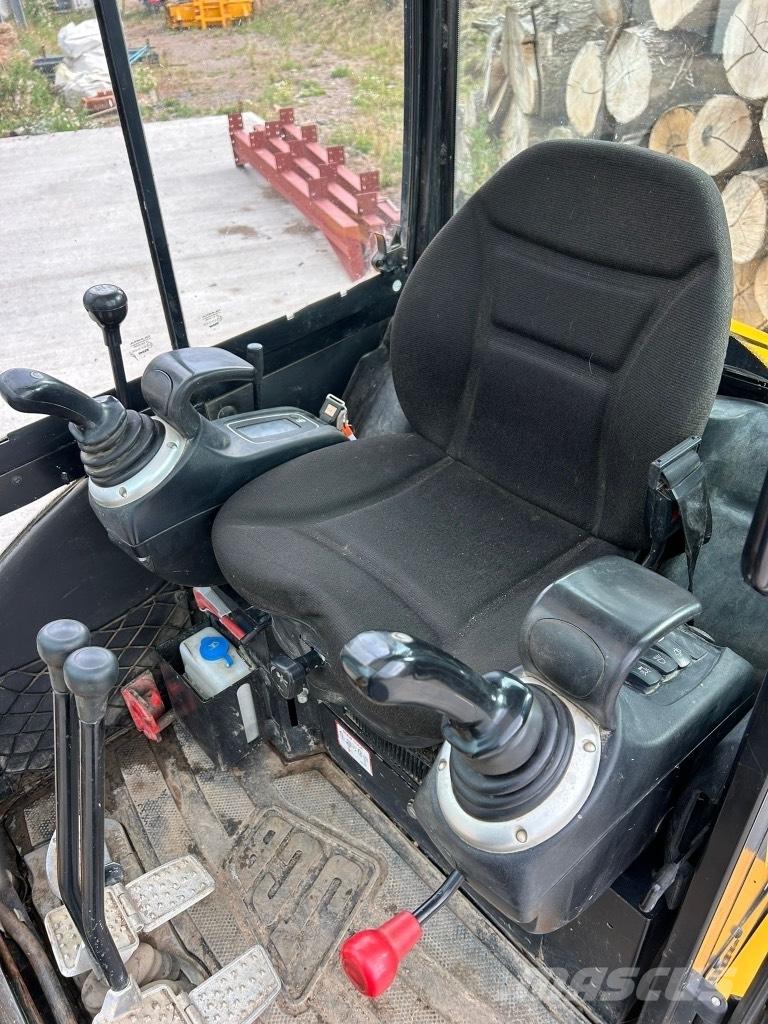 JCB 8026 CTS ミニ油圧ショベル 7t以下（ミニユンボ・ミニディガー）