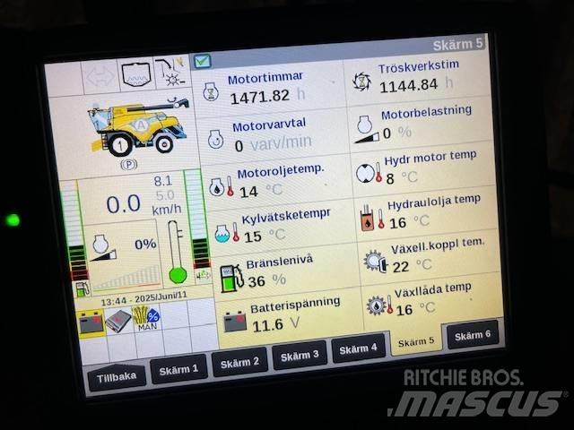 New Holland CR10.90 コンバイン