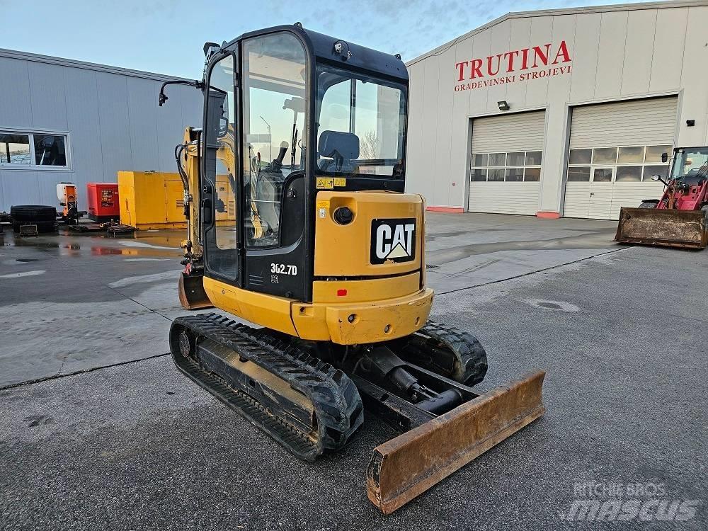 CAT 302.7 D CR ミニ油圧ショベル 7t以下（ミニユンボ・ミニディガー）