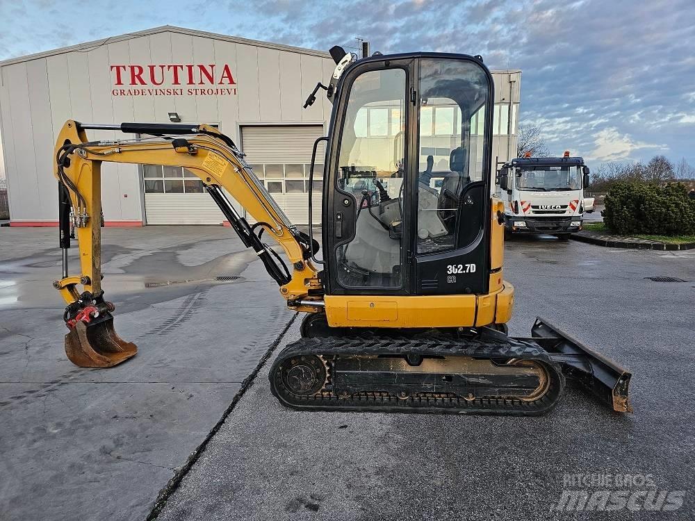 CAT 302.7 D CR ミニ油圧ショベル 7t以下（ミニユンボ・ミニディガー）