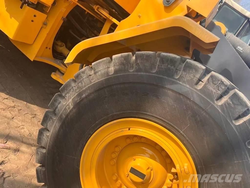 Volvo L 120 ホイールローダー・タイヤショベル