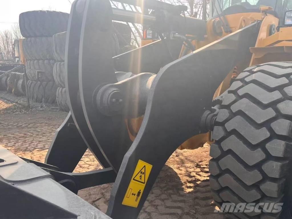 Volvo L 120 ホイールローダー・タイヤショベル