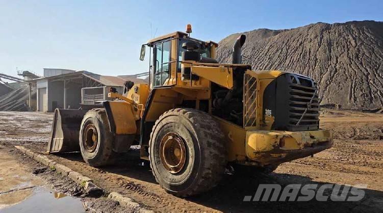 Volvo L 220 F ホイールローダー・タイヤショベル