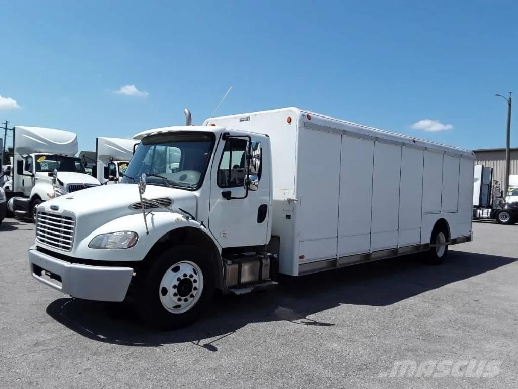 Freightliner M2 飲料運送車両