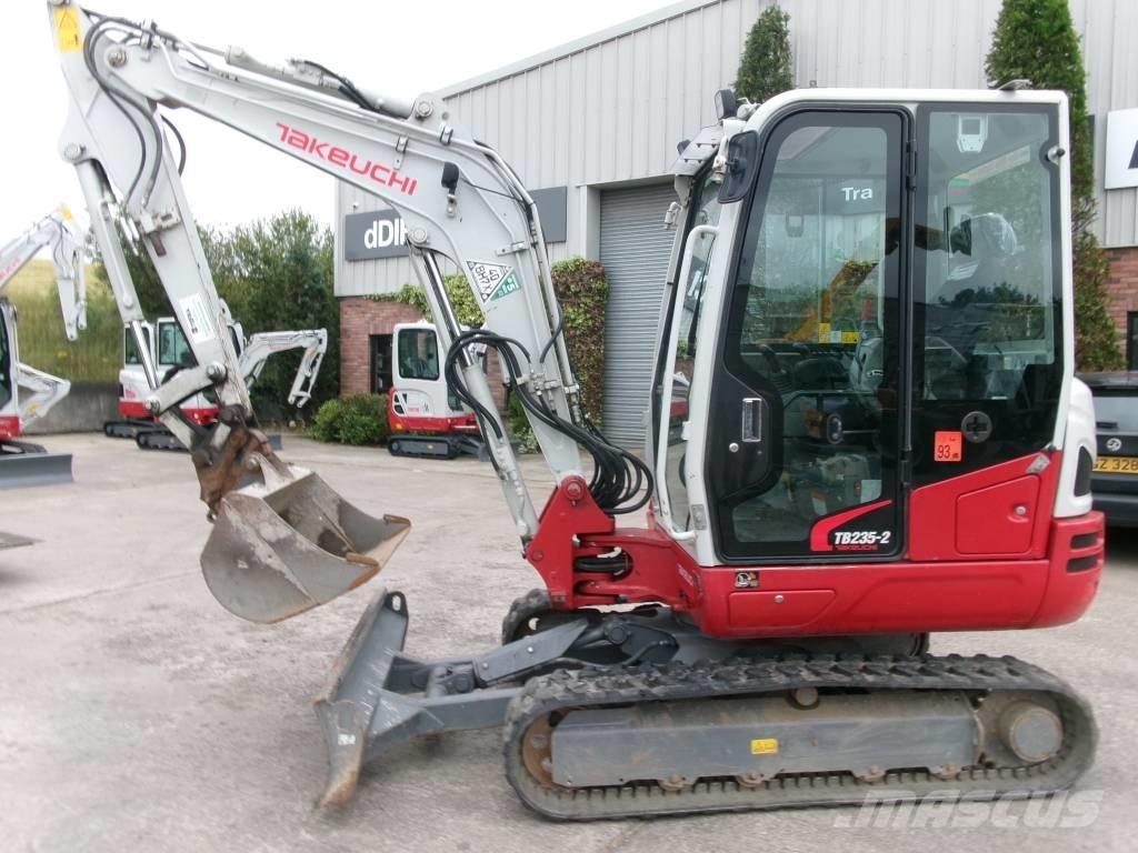 Takeuchi TB235-2 ミニ油圧ショベル 7t以下（ミニユンボ・ミニディガー）