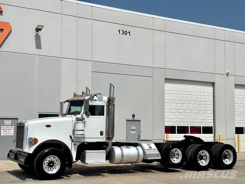 Peterbilt 367 中古トラクターヘッド | トレーラーヘッド