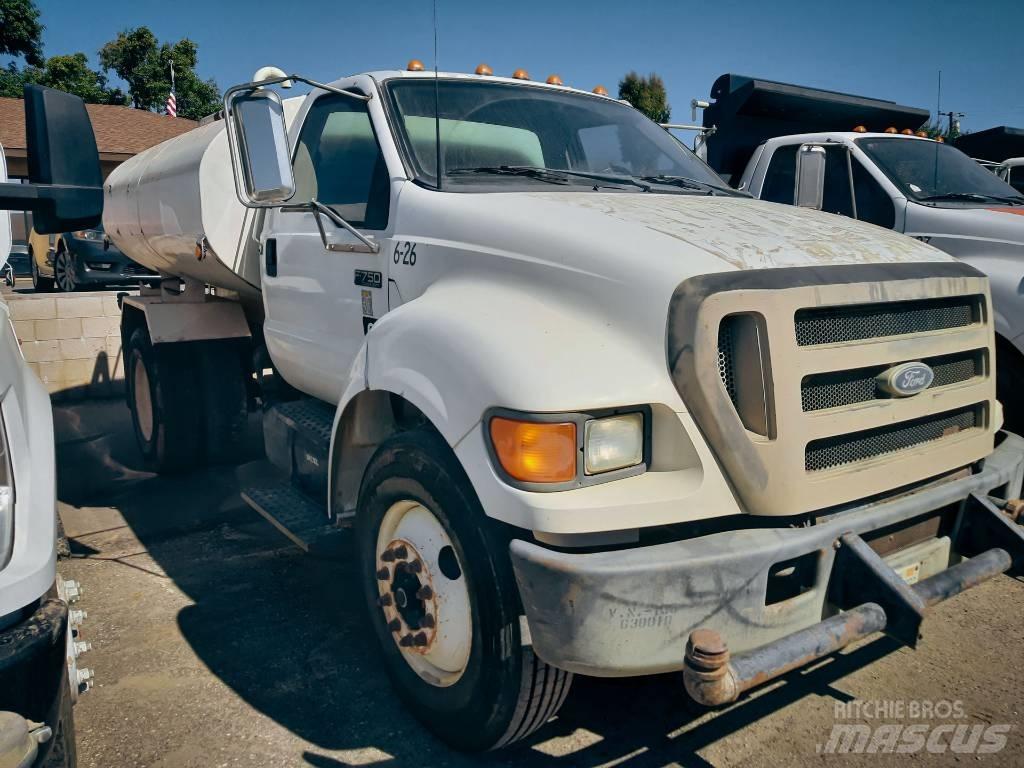 Ford F 750 XL SD 給水車