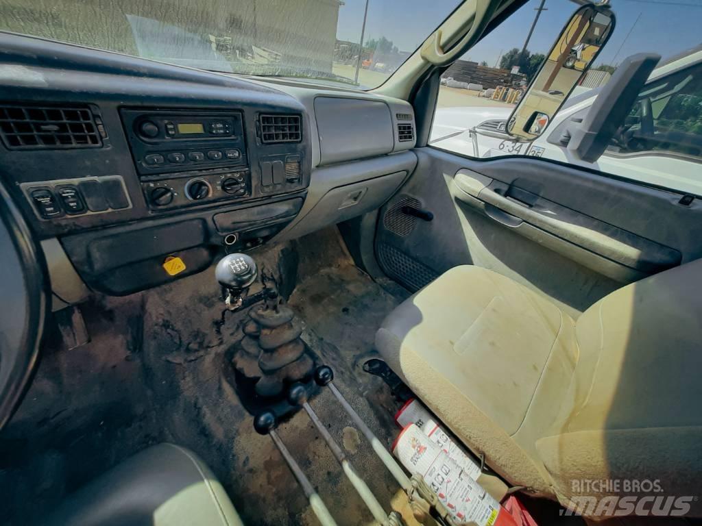 Ford F 750 XL SD 給水車