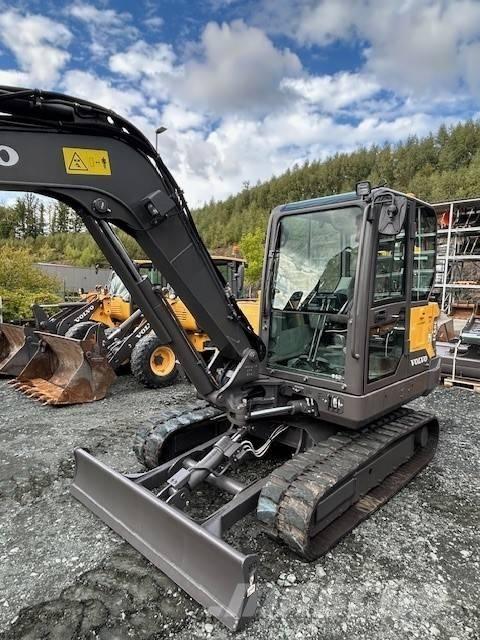 Volvo EC 60 E ミニ油圧ショベル 7t以下（ミニユンボ・ミニディガー）