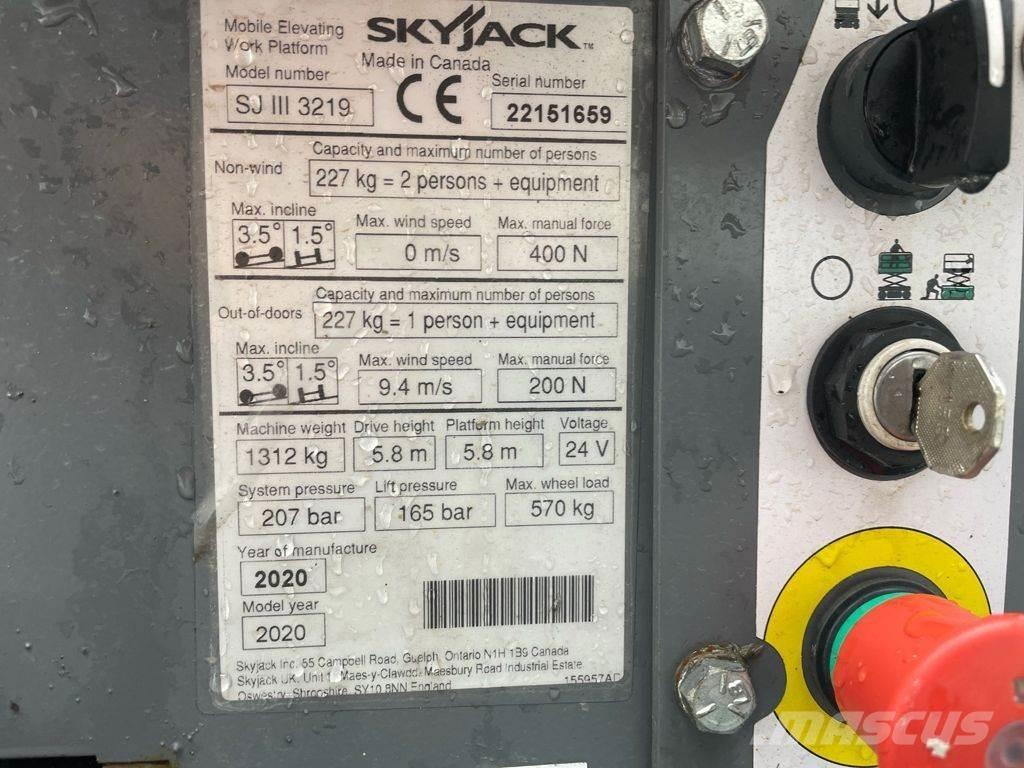 SkyJack SJ3219 シザースリフト