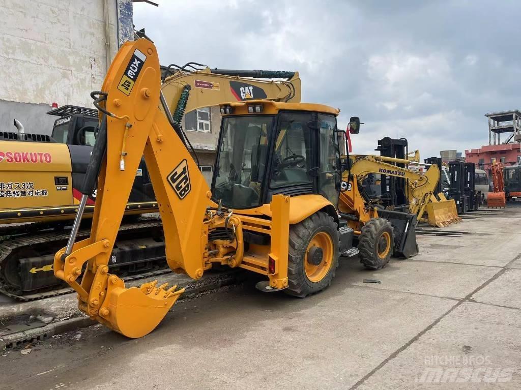 JCB 3 CX バックホーローダー