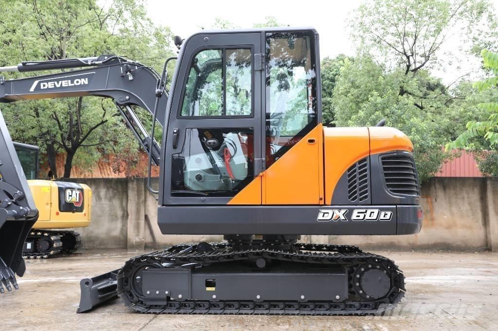 Doosan DX 60D ミニ油圧ショベル 7t以下（ミニユンボ・ミニディガー）