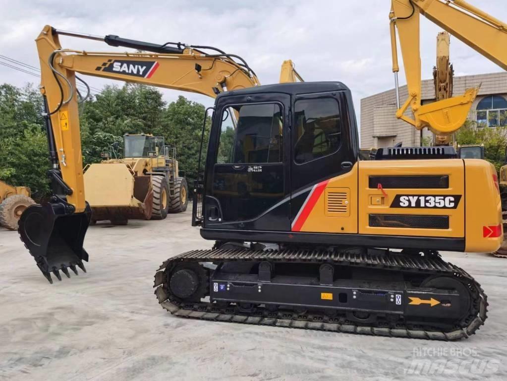 Sany sy135c 大型油圧ショベル12t以上（パワーショベル・ユンボ）