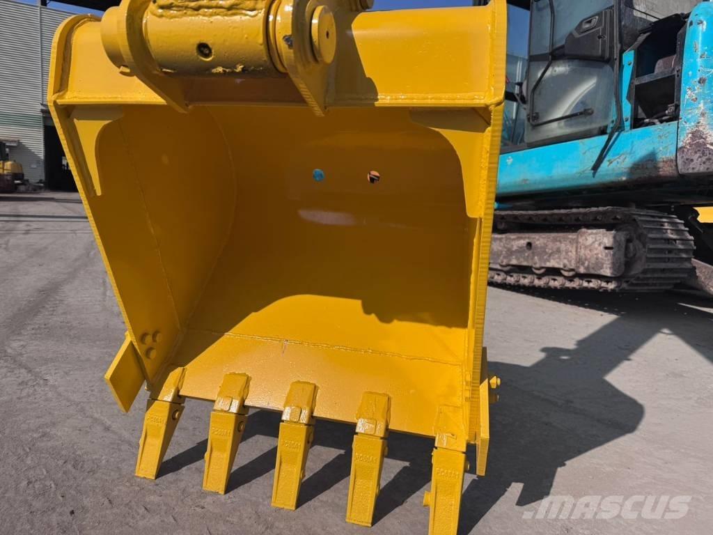 Komatsu PC 56 大型油圧ショベル12t以上（パワーショベル・ユンボ）