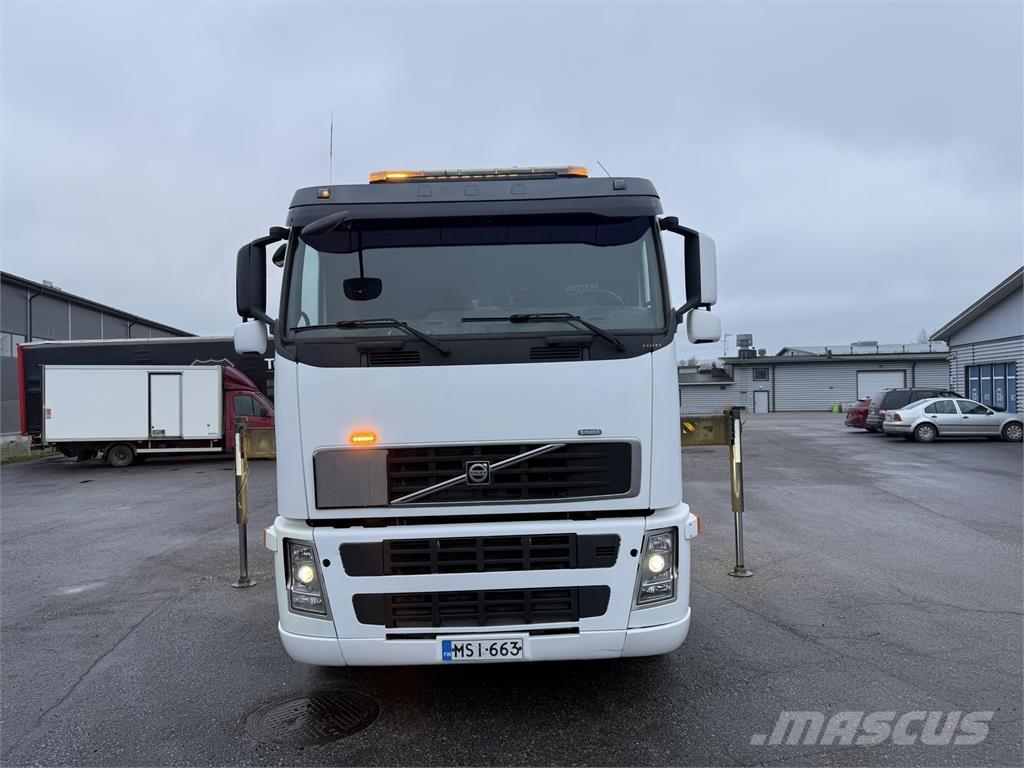 Volvo FH13 6X2 クレーントラック、ユニック車