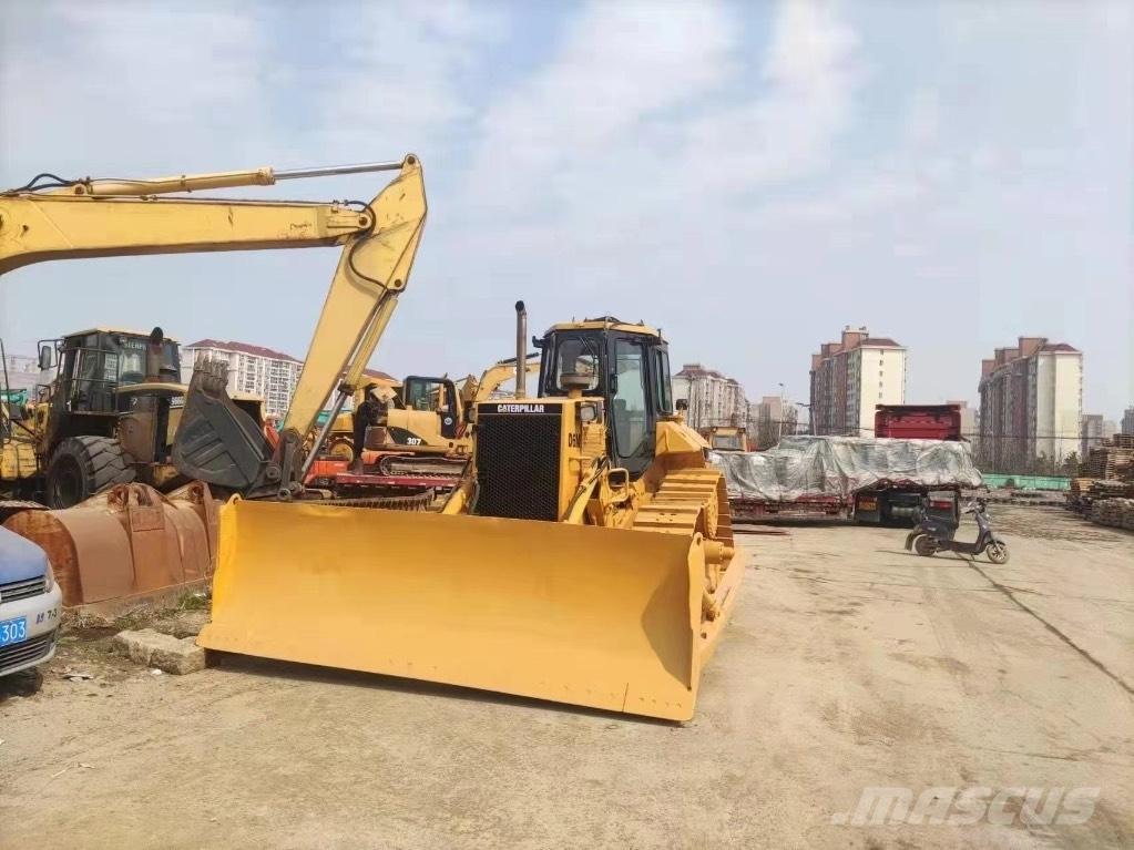 CAT D 6 M ブルドーザー