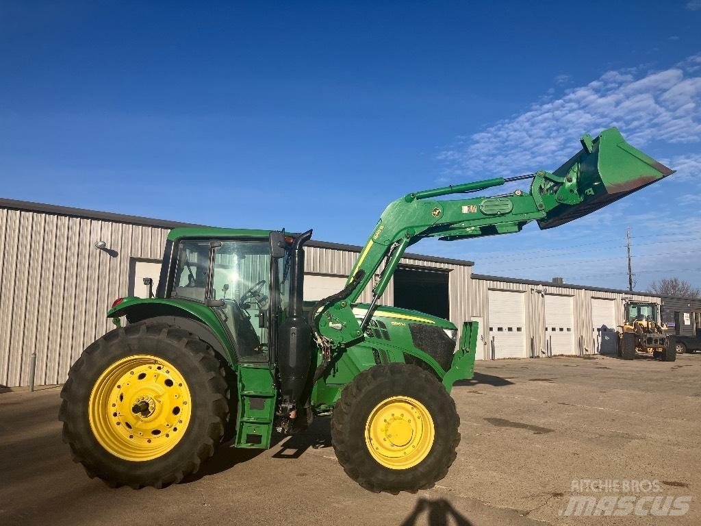 John Deere 6155 M トラクター