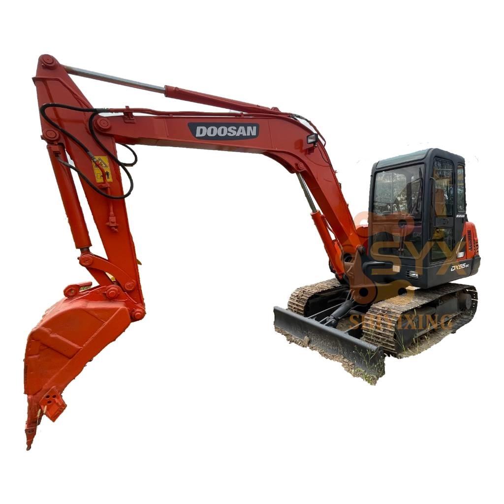 Doosan DX 55 ミニ油圧ショベル 7t以下（ミニユンボ・ミニディガー）