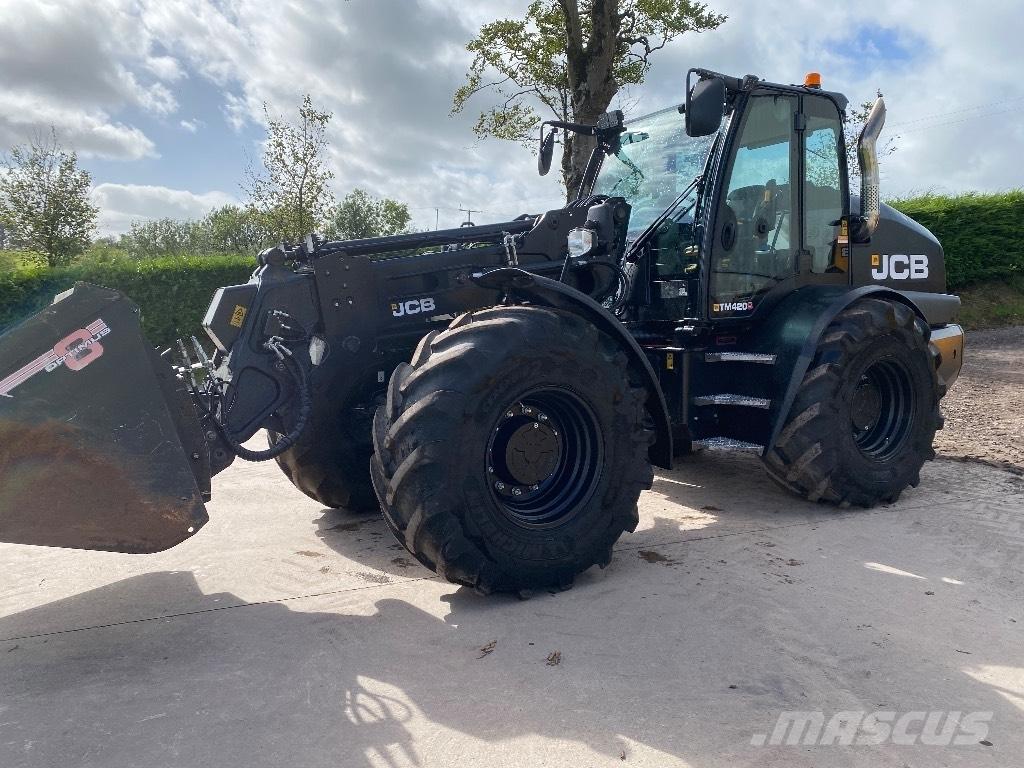 JCB TM420s 農業用テレハンドラー