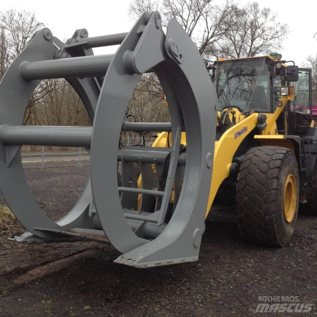 Komatsu WA 470-6 グラップル
