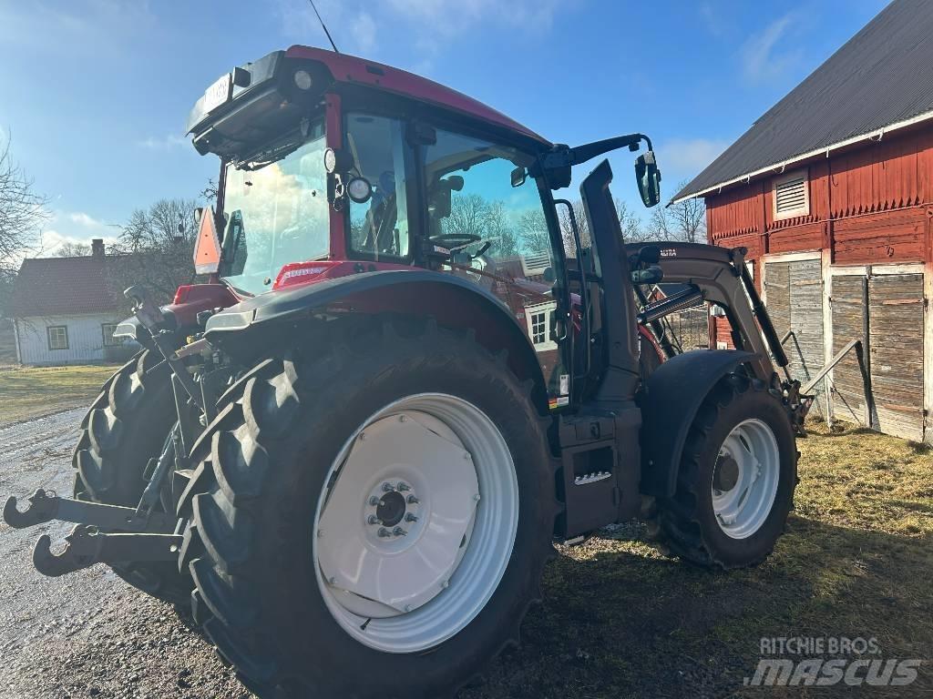 Valtra G 115 HT トラクター