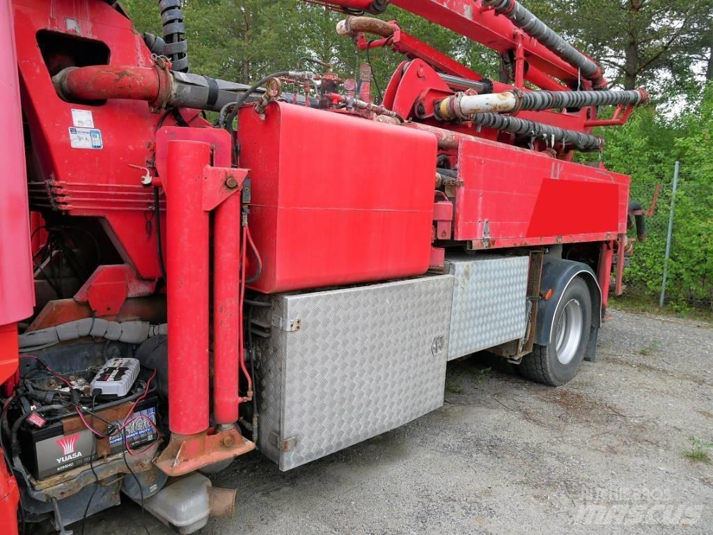Scania P230 4x2 4x2 コンクリートポンプ車