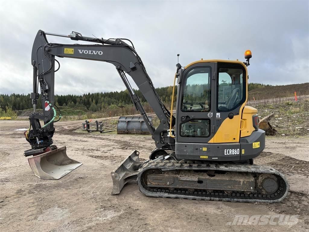 Volvo ECR88 D 中型油圧ショベル 7ｔ-12ｔ（ユンボ・パワーショベル・バックホー）