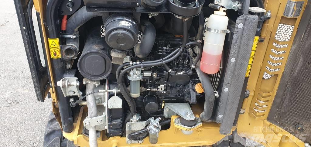 CAT 301.4 C ミニ油圧ショベル 7t以下（ミニユンボ・ミニディガー）