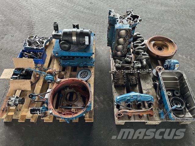 Deutz BF4M2011 エンジン