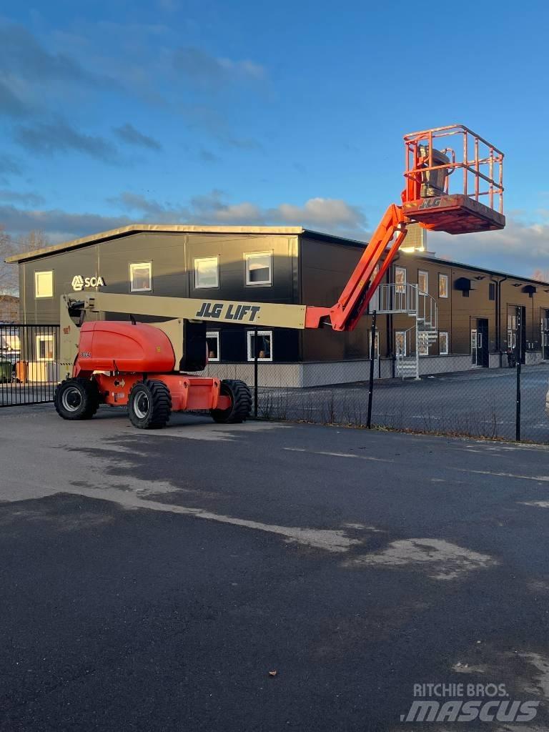 JLG 800 AJ ブームリフト　屈伸型