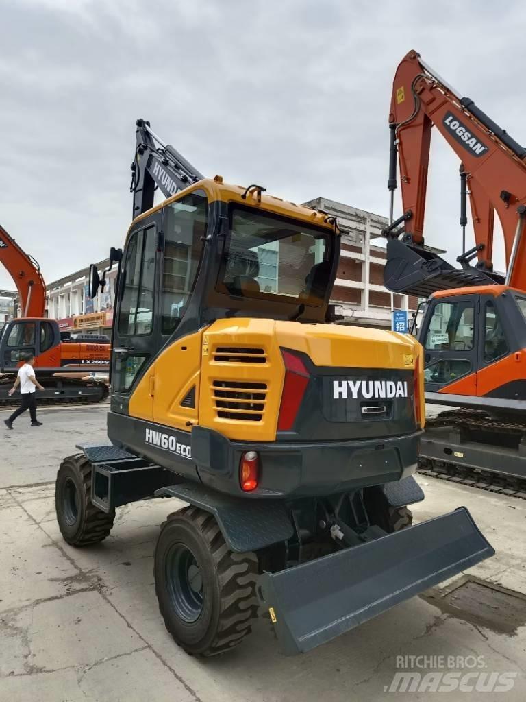 Hyundai HW 60 Eco ホイール式油圧ショベル（パワーショベル・ユンボ・バックホー）