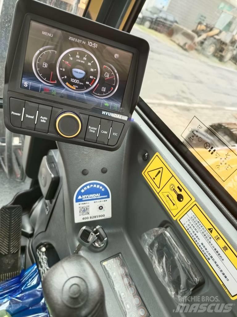 Hyundai HW 60 Eco ホイール式油圧ショベル（パワーショベル・ユンボ・バックホー）