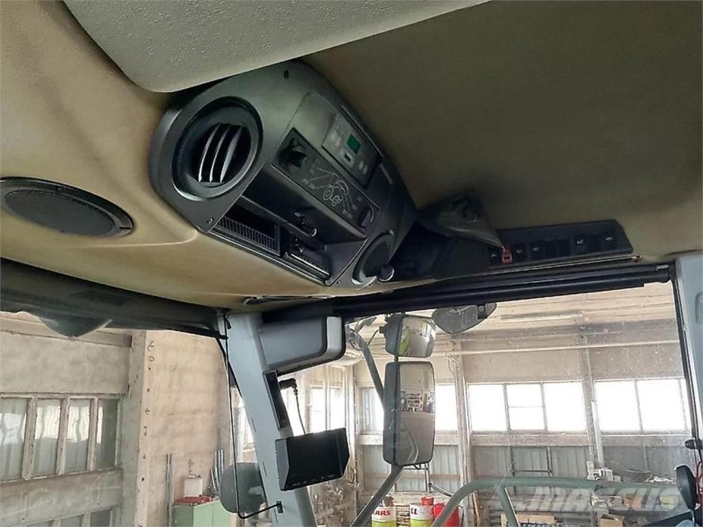 CLAAS Jaguar 980 自走式フォレージハーベスター