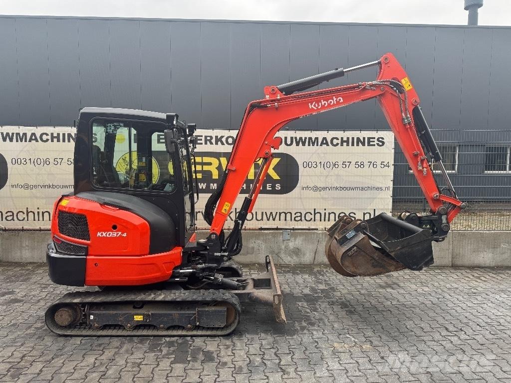 Kubota KX 037-4 ミニ油圧ショベル 7t以下（ミニユンボ・ミニディガー）